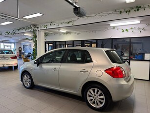 Toyota Auris 5-dörrar 1.6 Dual VVT-/Värmare/ Euro 4!