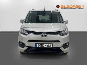 Toyota ProAce City Verso 1.2T 3,95% Ränta (7-sits, HUD, Navi)