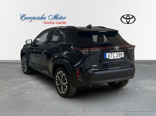 Toyota Yaris Cross 1,5 HSD 130hk / Style / vinterhjul /350Mil