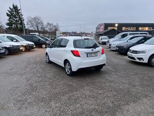 Toyota Yaris HYBRID AUT CVT EU6 KAMERA V-HJUL NYSERVAD