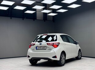 Toyota Yaris Hybrid e-CVT Active/B-kamera/Bluetooth