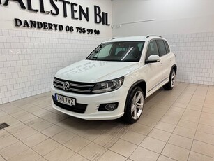 Volkswagen Tiguan 1.4 TSI 4-Motion R-Line Värmare Drag Kamera Svensksåld