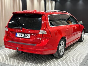 Volvo V70 115hk R-Design Taklucka Navi Drag Skinn P-Värmare