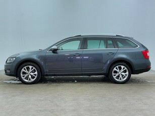 Skoda Octavia Scout 2.0 TDI 4x4 Businessline | Drag | B-kam