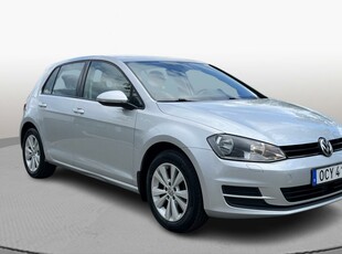 Volkswagen Golf TSI 110hk Carplay NYSERVAD