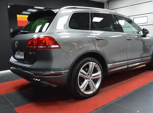 Volkswagen Touareg V8 TDI R-Line Drag Panorama 21 tum