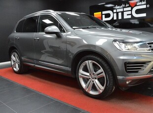 Volkswagen TouaregV8 TDI R-Line Drag Panorama 21 tum 2015, SUV