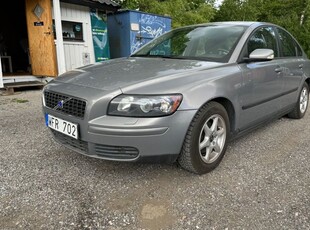 Volvo S401.8 Euro 4 2005, Sedan