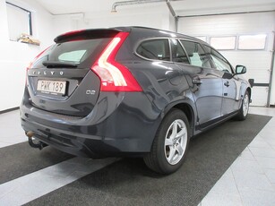 Volvo V60 D2 Powershift 115 hk NYBYTT KAMRESATS Drag