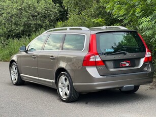 Volvo V70 2.4D Geartronic Summum Euro 4