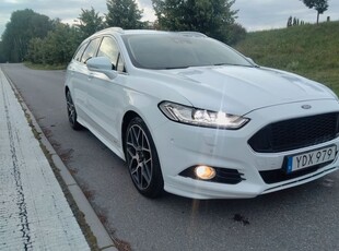 Ford MondeoKombi 2.0 TDCi AWD Bussines Edition Automat 19