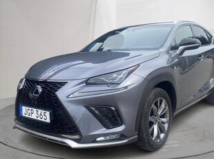 Lexus NX 300h AWD (181hk)