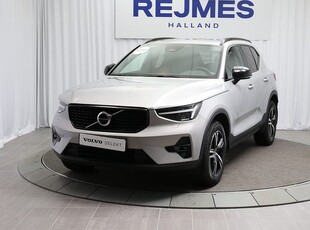 Volvo XC40B4 FWD Bensin Plus Dark 2024, SUV