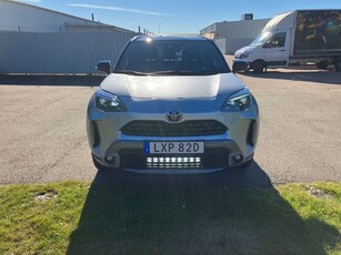 Toyota Yaris Cross Hybrid AWD-i