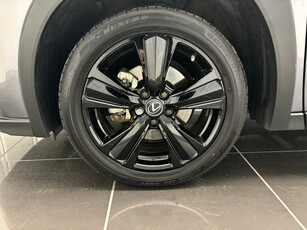 Lexus UX 250h