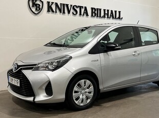 Toyota YarisHybrid e-CVT Active PDC 2016, Halvkombi