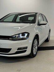 Volkswagen Golf 1.6 TDI I 5-dörrar I Glastak I Dragkrok