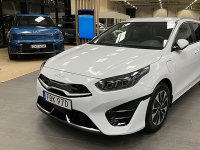 Kia Cee´dSportswagon Plug-in Hybrid SW PHEV Advance 2023 V-HJUL BACKKAMER 2022, Halvkombi