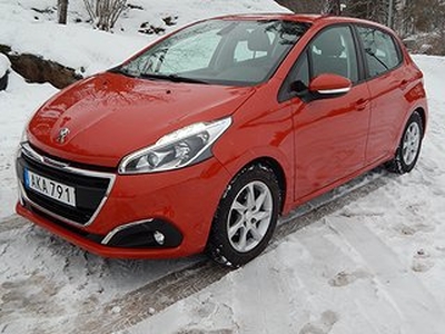 Peugeot 208 5-dörrar 1.2 VTi Euro 6 2144 Mil!!