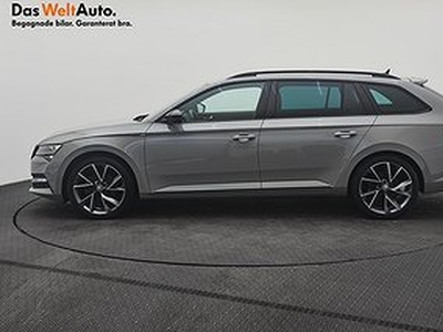 Skoda Superb iV Kombi Sportline 1,4 TSI 218hk DSG / Drag / Värmare