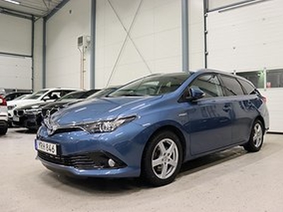 Toyota Auris Touring Sports Hybrid e-CVT B-Kamera 136hk