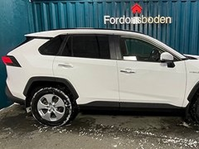 Toyota RAV4 Hybrid AWD-i E-CVT Executive | Drag | M-värm