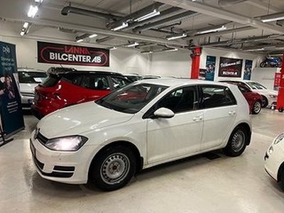 Volkswagen Golf 1.6 TDI 4Motion Style M-värmare Låg års PDC