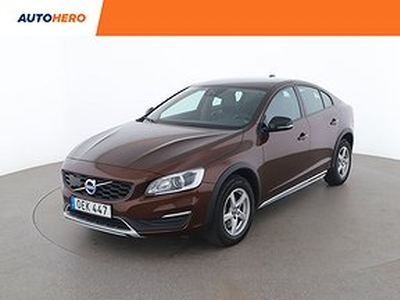 Volvo S60 Cross Country D4 AWD Summum *FRI HEMLEVERANS*/ PDC