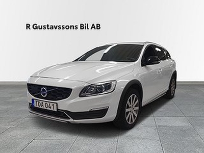 Volvo V60 Cross Country D4 Summum AWD