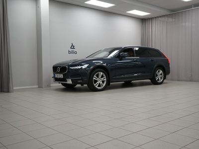 Volvo V90 Cross Country