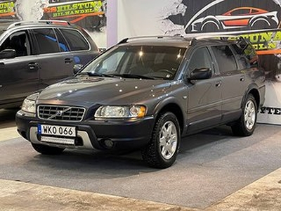 Volvo XC70 2.5T AWD AUTOMAT SUMMUM 210HK DRAG NY BESIKTAD NY SERVAD