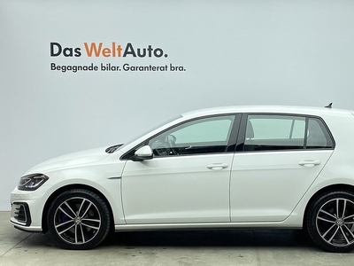 Volkswagen GolfGTE DSG P-värmare ActiveInfo 2020, Halvkombi