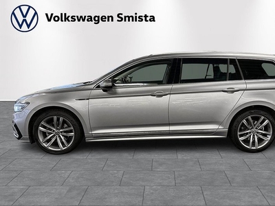 Volkswagen PassatSportscombi 2.0TDi R-Line Drag Executive Business 2022, Kombi