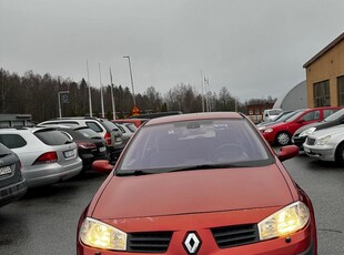 Renault MeganeMégane 5-dörrar 1.6 Euro 4 2005, Halvkombi