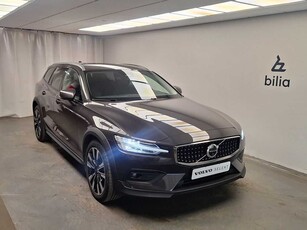 Volvo V60 Cross Country B5 AWD