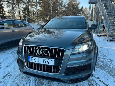 Audi Q7 3.0 TDI V6 Quattro S-Line Pano Drag Värme 1 Ägare