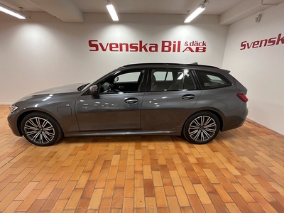 BMW 330e xDrive Touring Steptronic M Sport Plug-in Hybrid