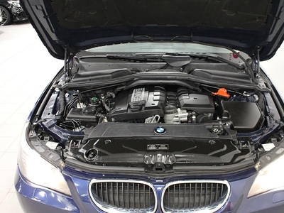 BMW 520 i Touring 170hk E61