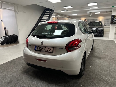 Peugeot 208 5-dörrar 1.2 VTi Euro 6 360kr Års skatt