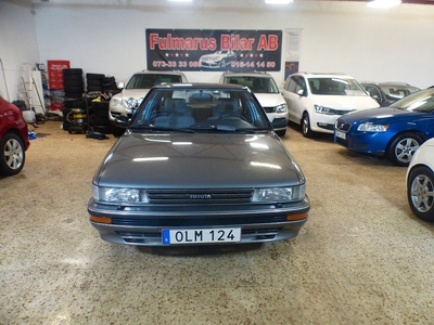 Toyota Corolla 1.6 Automat Skattfri 12000 Mil Ny Besiktigad