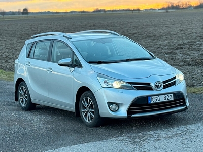 Toyota Verso 1.8 Valvematic Euro 5 | 7 SITS | DRAG | NYBES