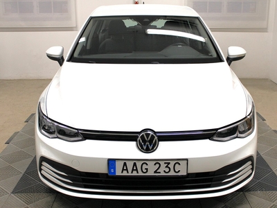 Volkswagen Golf 1.5 eTSI /GPS /Cockpit /Automat /MOMS 150hk