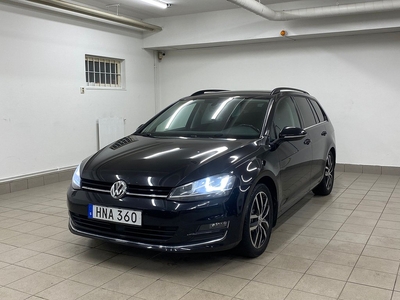 Volkswagen Golf 2.0TDI 4M R-LINE PREMIUM VÄRMARE K-REM BYTT