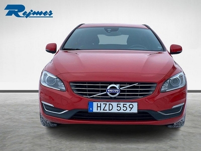 Volvo V60 T4 Momentum Business Edition