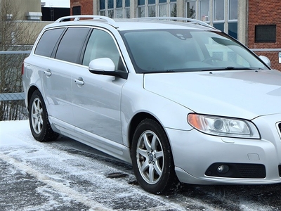 Volvo V70 II 1.6D DRIVe 115hk Summum, V/S-Hjul Drag