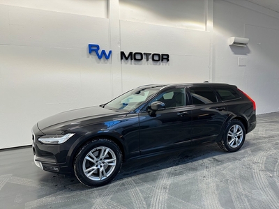 Volvo V90 Cross Country D4 AWD Momentum Plus VOC Drag D-värm