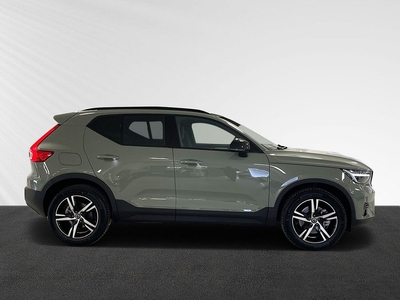 Volvo XC40 B4 FWD Bensin Plus Dark