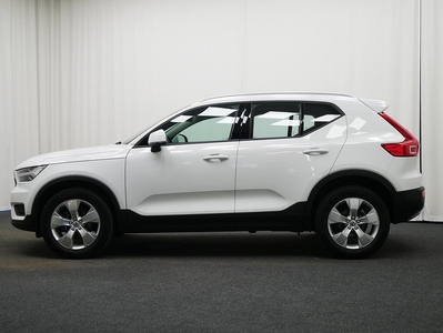 Volvo XC40 T2 FWD Momentum