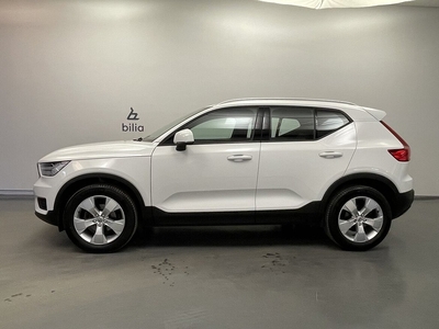 Volvo XC40 T2 FWD Momentum / Klimatpaket /