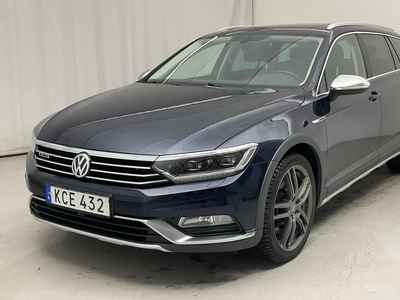 VW Passat Alltrack 2.0 TDI Sportscombi 4MOTION (240hk)